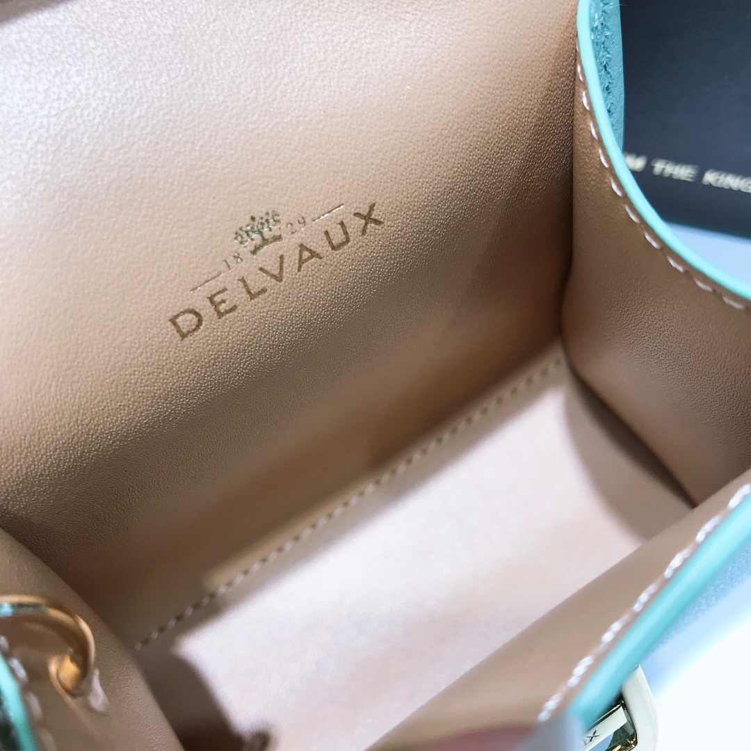 델보 브리앙 MM 박스백 미니